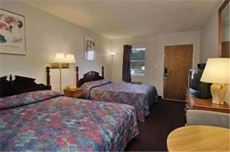 Knights Inn Glade Spring Εξωτερικό φωτογραφία
